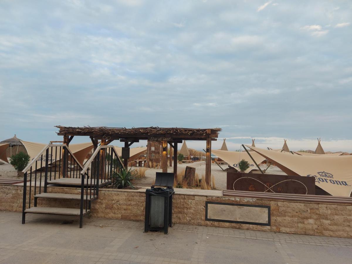 Holiday Apartment Mamaia Nord Нэводари Экстерьер фото